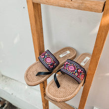 Load image into Gallery viewer, Handmade sandals in leather boho pink pattern strip on the ladder 

